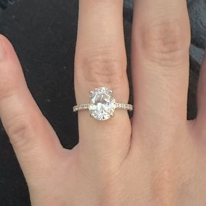 Oval simulated diamond CZ engagement/special occasion ring, women’s size 5-5.5